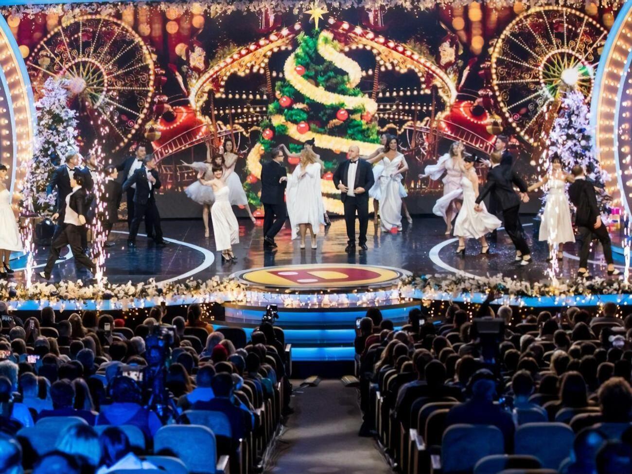 Фрагмент новогоднего концерта от "Дизель Шоу"