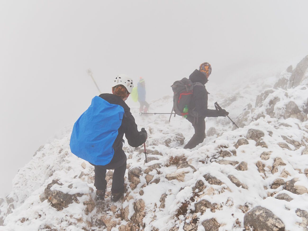 Рятувальники закликали туристів відмовитися від подорожі через погані погодні умови