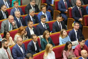 Офіційно у фракції "Слуга народу" 242 народні депутати