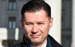 Бывшему зятю Назарбаева коллеги "выбили" козырное место на кладбище в Вене. Зря Киплинг писал, что Западу и Востоку "никогда не сойтись"