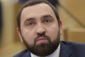 Президент Казахстана все свои заявления делает на русском языке, отметил Хамзаев