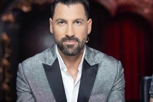 Американський танцівник українського походження Максим Чмерковський розповів, про участь у якому українському шоу досі шкодує