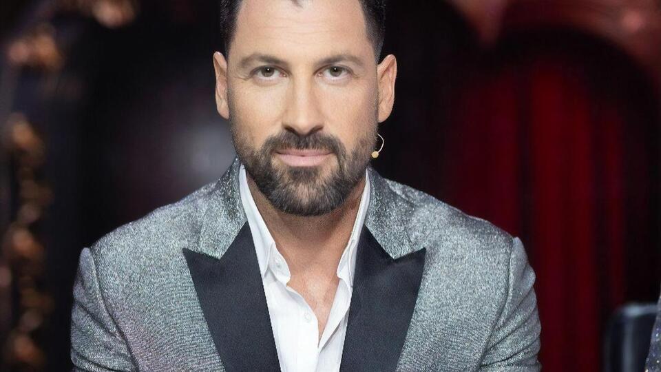 Американський танцівник українського походження Максим Чмерковський розповів, про участь у якому українському шоу досі шкодує