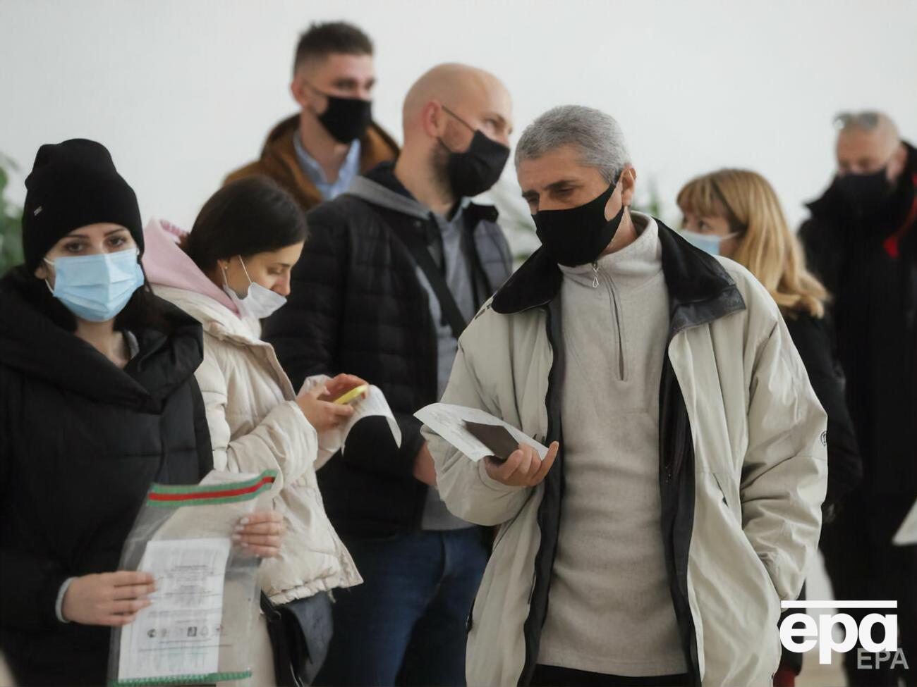 Бустерную прививку украинцы могут получить через полгода после завершения вакцинации двумя дозами