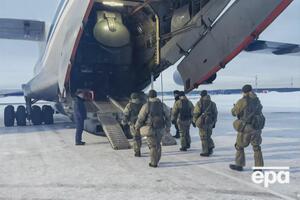 В состав группировки, отправленной в Казахстан, вошли военные РФ, Беларуси, Армении, Таджикистана и Кыргызстана