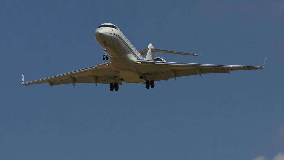 В Кыргызстане вечером ненадолго приземлялись два частных сверхдальнемагистральных самолета