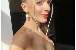 Фролова: Какого отвечать на "спасибо" – "пожалуйста"?