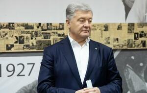 Порошенко объявлено подозрение в госизмене и содействии террористическим организациям в рамках "угольного дела"
