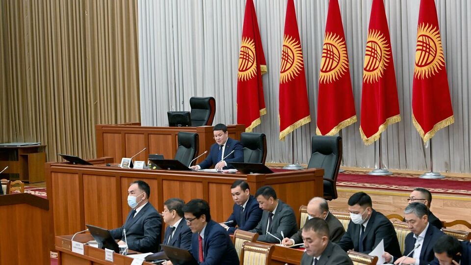 Кыргызстан планирует направить в Казахстан 150 военнослужащих