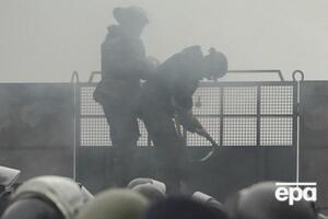 Силовики використовують проти протестувальників вогнепальну зброю