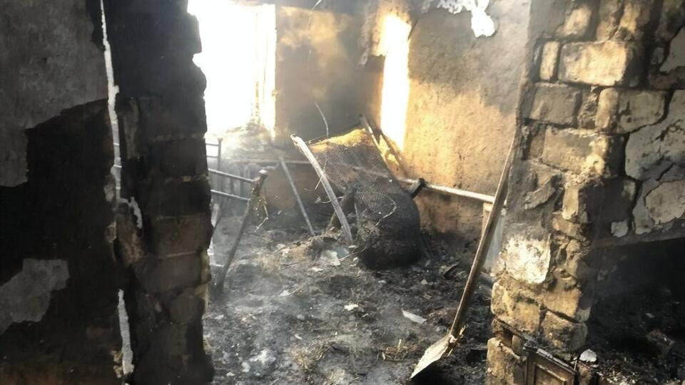 В доме жила многодетная семья – родители и пятеро детей