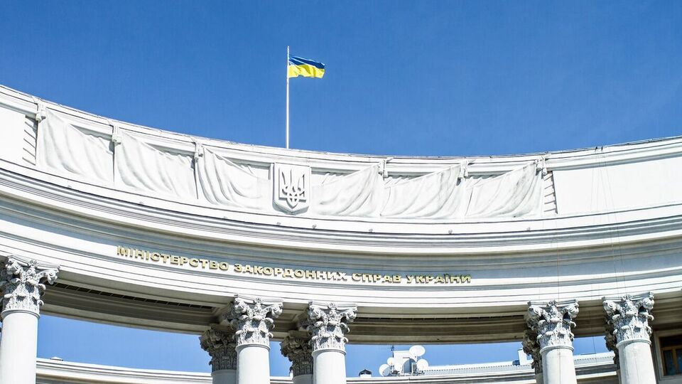 У МЗС заявили, що загрози для життя та безпеки українців, які застрягли в Казахстані, немає