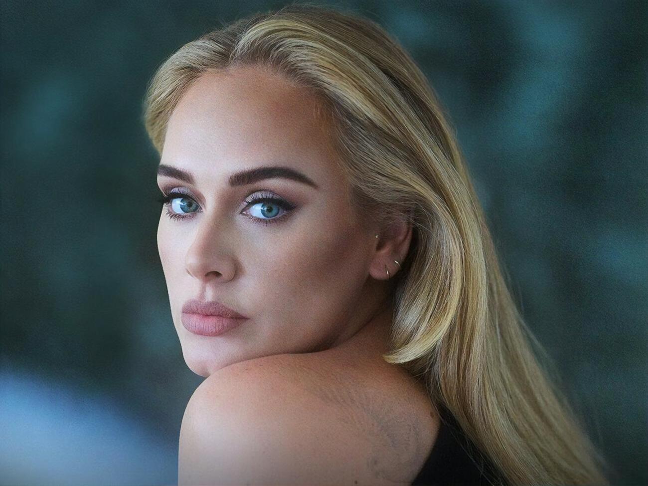 В подписи к фото Адель анонсировала выход видео на песню Oh My God из нового альбома