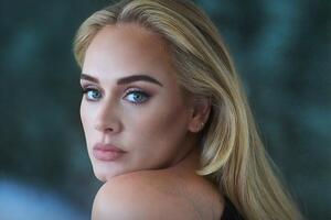 В подписи к фото Адель анонсировала выход видео на песню Oh My God из нового альбома