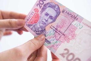 2023 року мінімальну зарплату підвищувати не планують