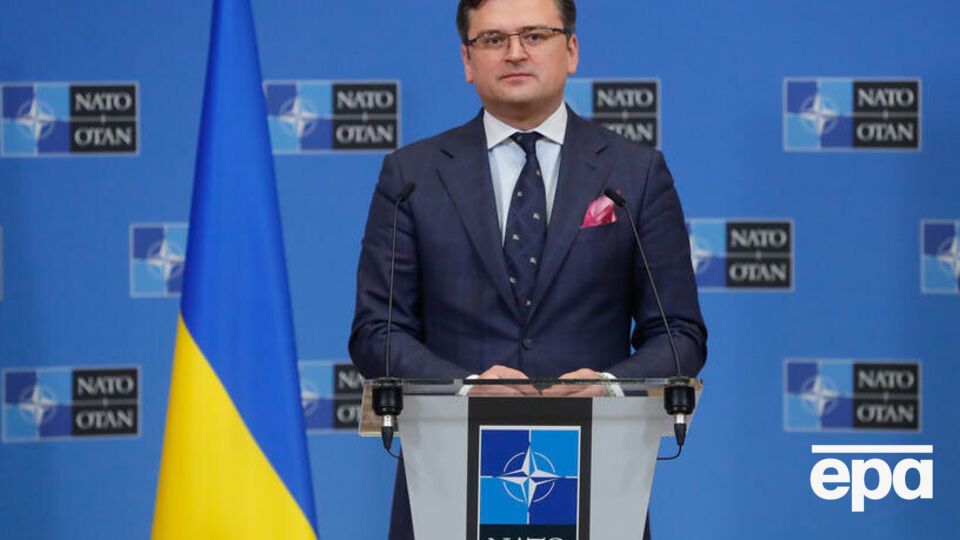 Сейчас мяч на поле НАТО, отметил Кулеба