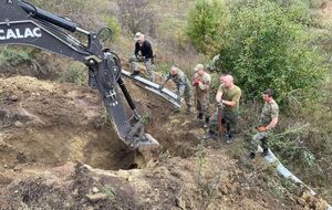 Дамбу разминировали, отметил Болвинов