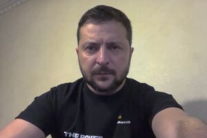 Российская "спецоперация" против международного устройства началась в 2014 году, стала полномасштабной 24 февраля 2022 года и закончится благодаря героизму украинцев, отметил Зеленский