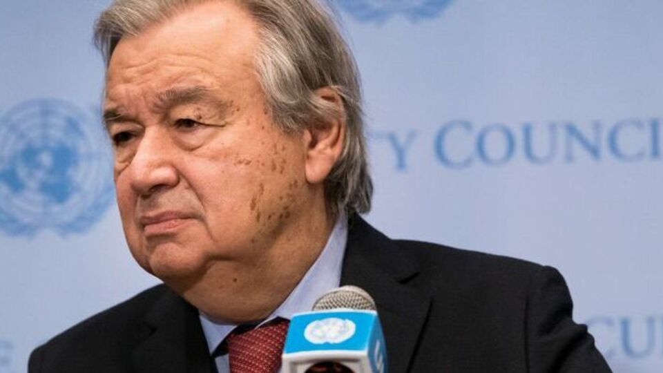 Любая аннексия территории одного государства другим с помощью угрозы силы или ее применения нарушает принципы Устава ООН и международного права, отметил Гутерриш