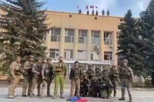 Тимошенко опубликовал видео, на котором украинские военные заявили, что освободили и взяли под контроль населенный пункт Лиман