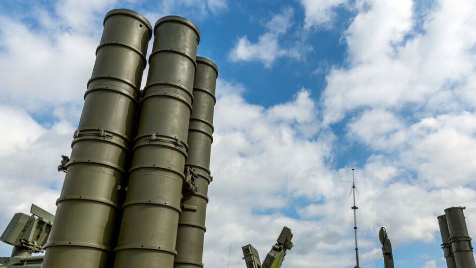 Уночі Миколаїв обстріляли із систем С-300