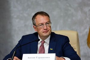 Геращенко закликав партнерів України "не цідити зброю по чайній ложці"