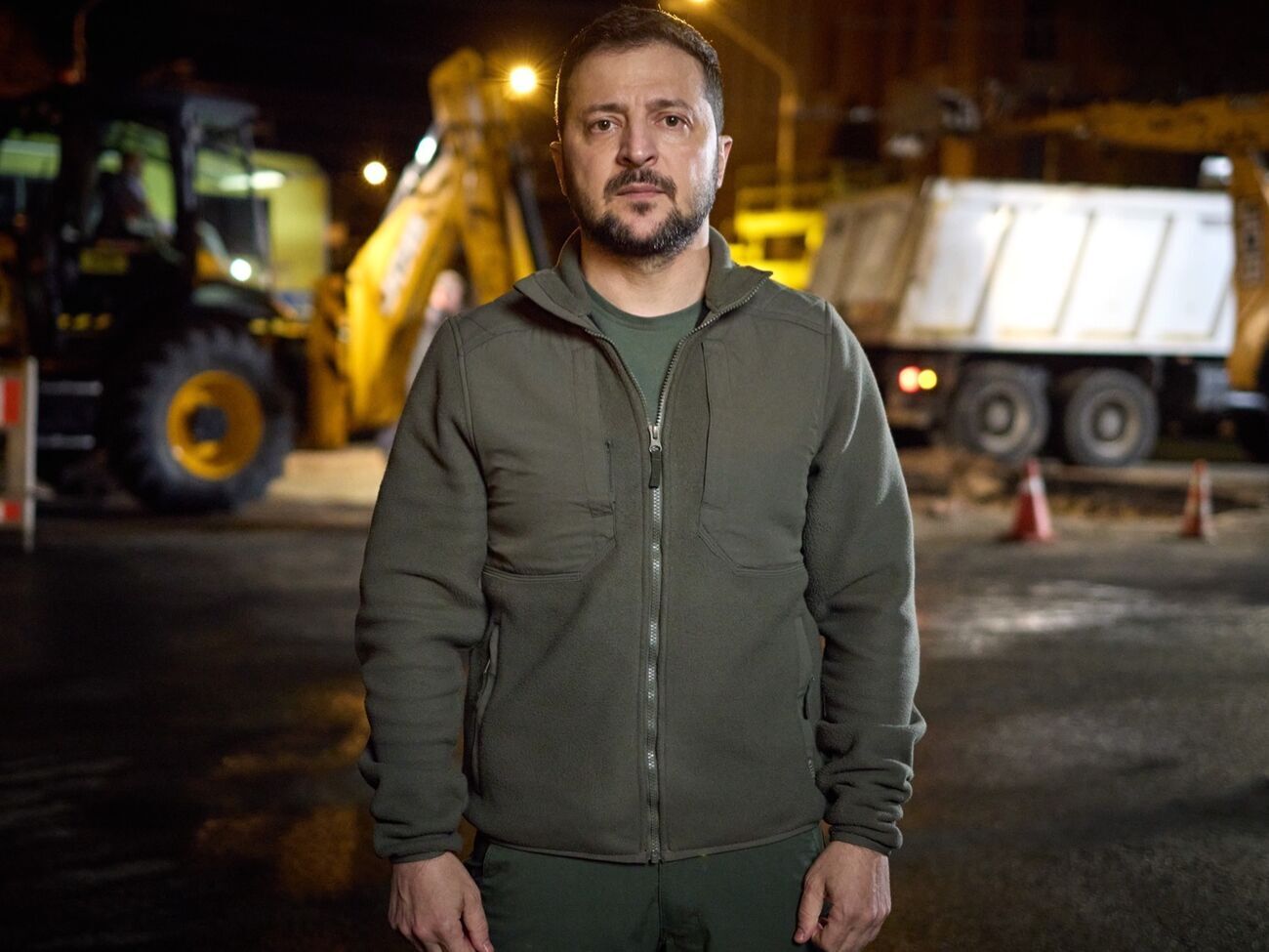 Зеленский записал обращение на месте одного из пострадавших участков