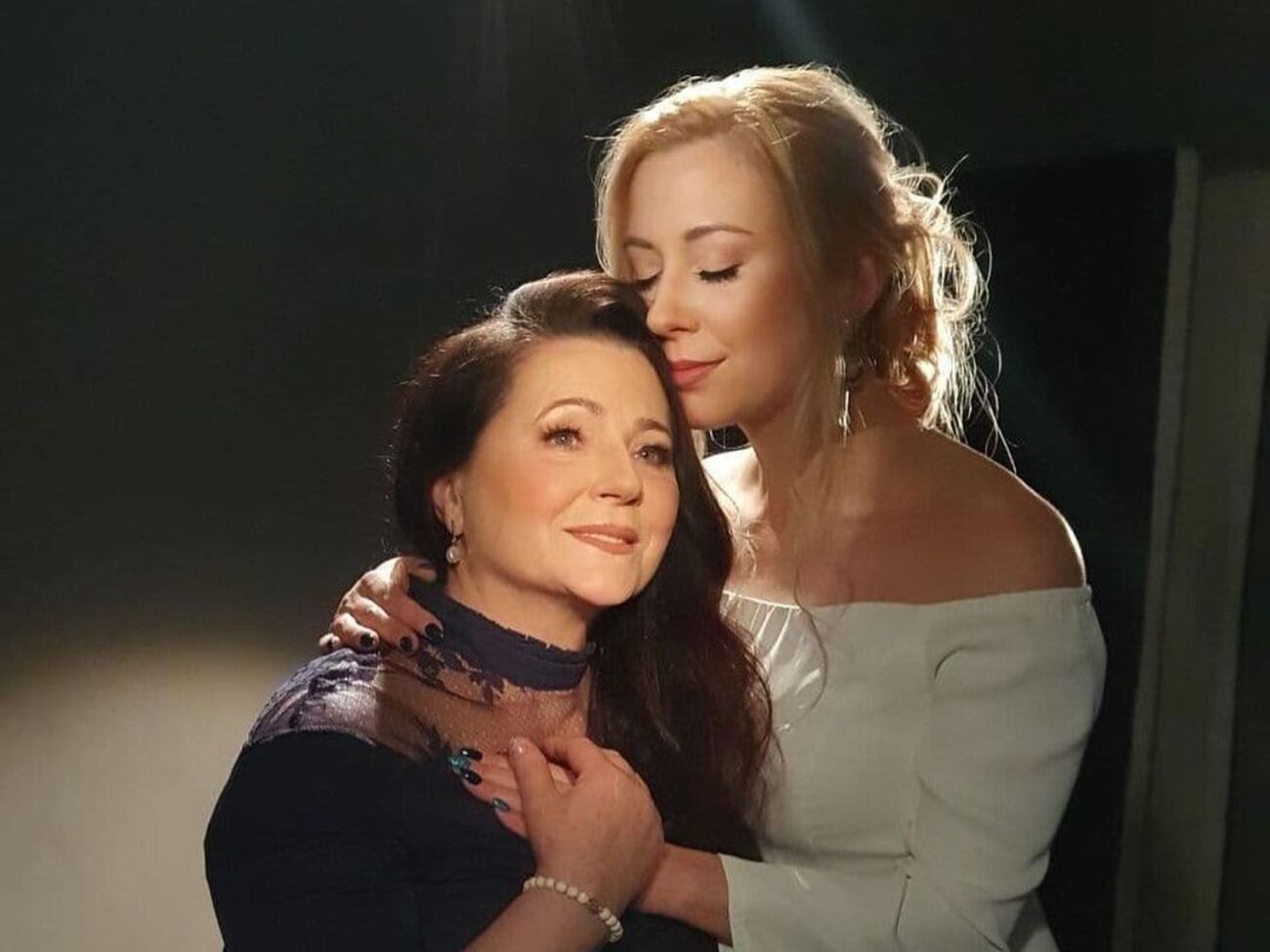 Нина Матвиенко &nbsp;&ndash;&nbsp;дочери:&nbsp;Мы&nbsp;молитвой будем защищать Киев, любовью своей и&nbsp;песней