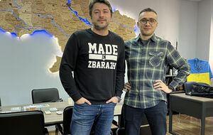 Стерненко та Притула оголосили про придбання 50 дронів-камікадзе RAM II