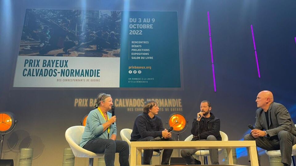 Малолетка (второй слева) победил в номинации Photo, а Чернов (второй справа) – Video Image