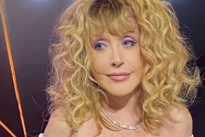 Пугачова наприкінці вересня разом із дітьми покинула Росію