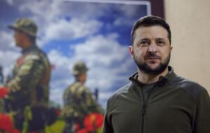 Зеленський подякував українським військовим, які відбивали ракетну атаку окупантів