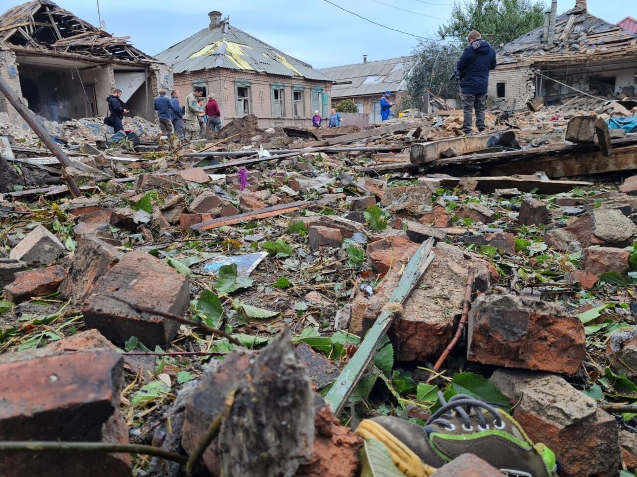 Загалом від початку повномасштабного вторгнення РФ у Донецькій області загинуло щонайменше 979 мирних жителів
