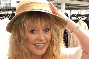 Пугачова покинула РФ 29 вересня