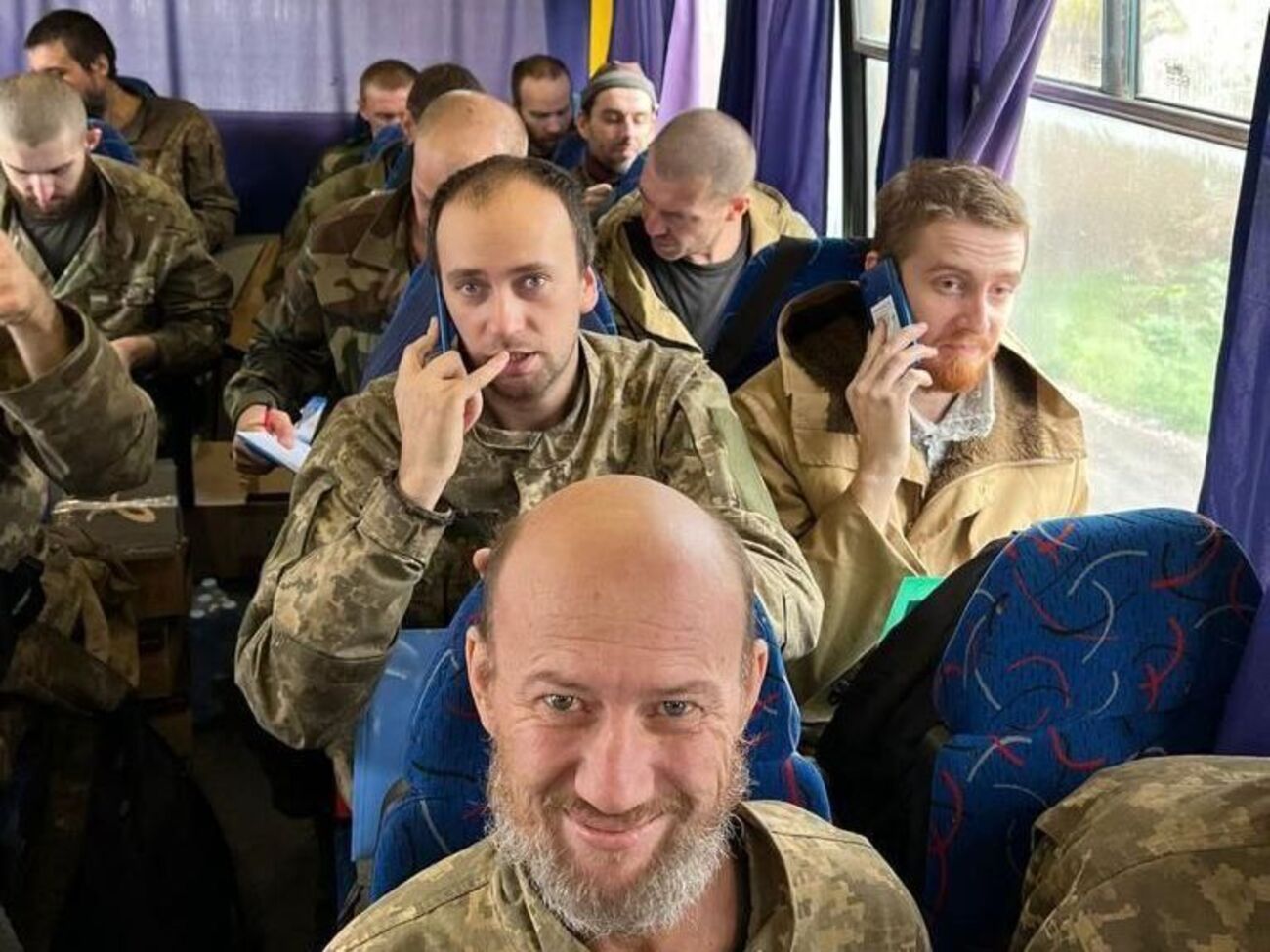 Під час обміну повернули трьох офіцерів, 28 солдатів і матроса
