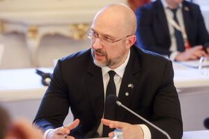 Шмыгаль сообщил, что деньги направят на восстановление энергетической инфраструктуры