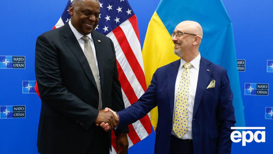 Міністри оборони США та України зустрілися перед засіданням групи