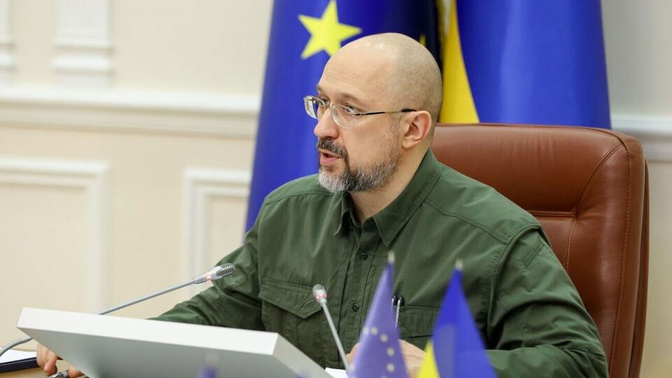 Шмыгаль: От каждого из нас зависит, как мы пройдем эту зиму