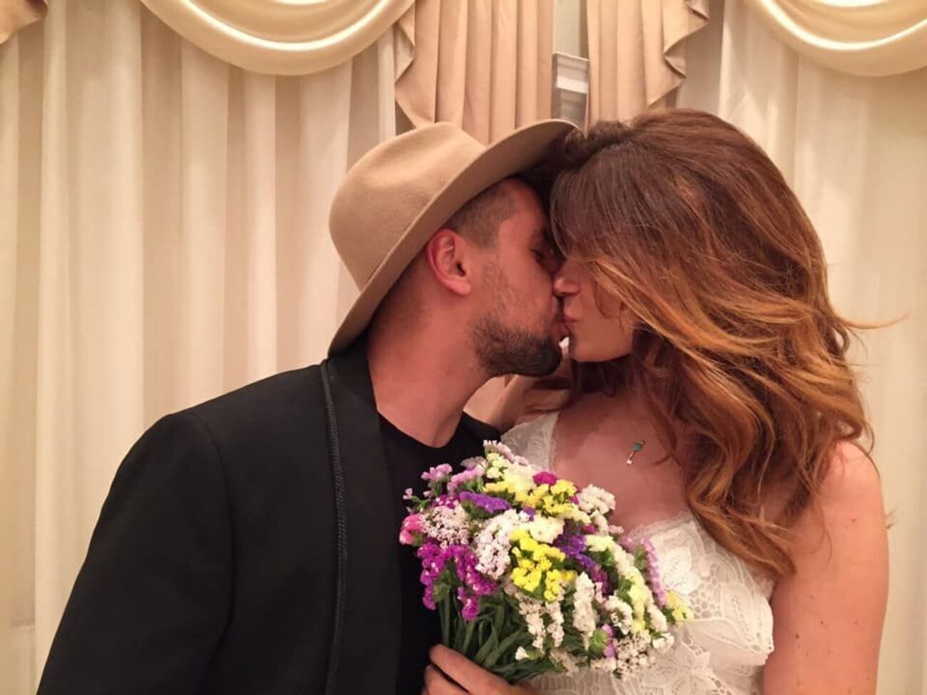 Дмитрий и Ирина Монатик поженились в 2015 году. У пары двое сыновей