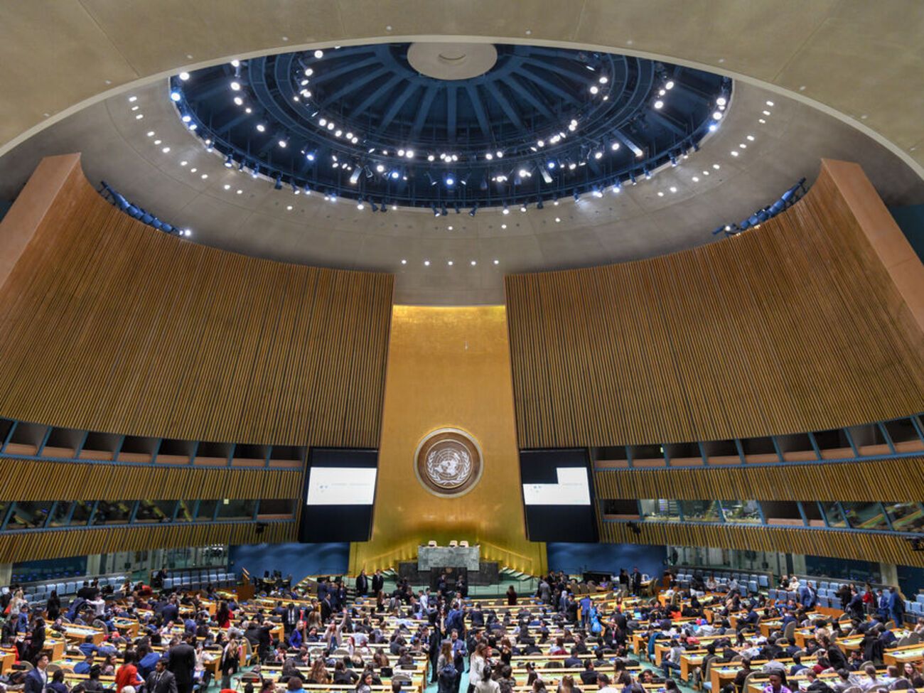 Резолюцію підтримало 143 країни