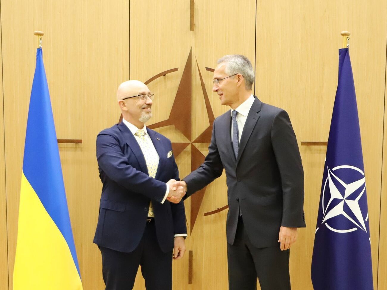 Столтенберг і Резніков зустрілися 12 жовтня