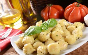 За бажанням до страви можна додати базилік