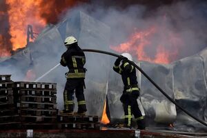 В Киевской области после атаки дронов-камикадзе возник пожар (иллюстративное фото)