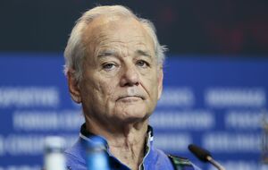 Американский актер Билл Мюррей принял общение с молодой актрисой за флирт