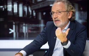 Шустер (на фото) зазначив, що сепаратні перемовини вели навіть наближені до Гітлера