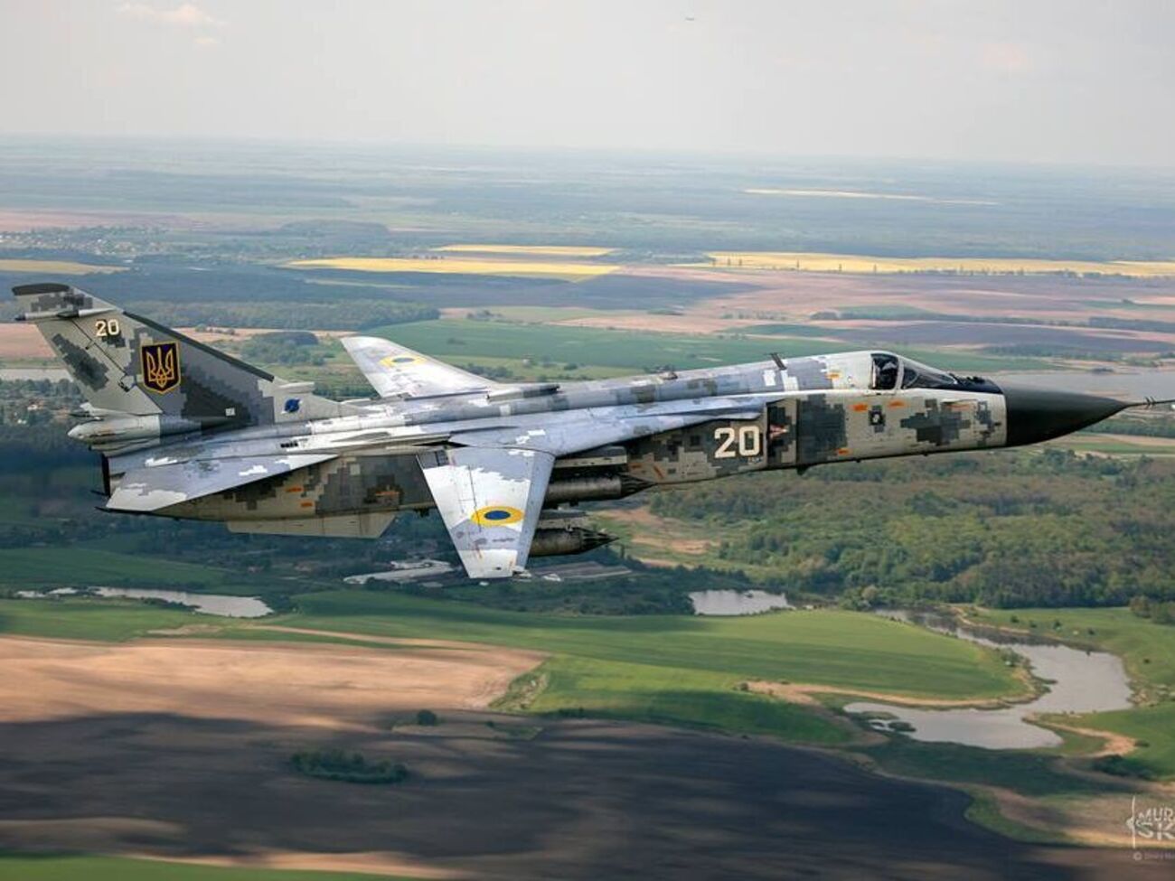 В Полтавской области упал украинский Су-24 (иллюстративное фото)