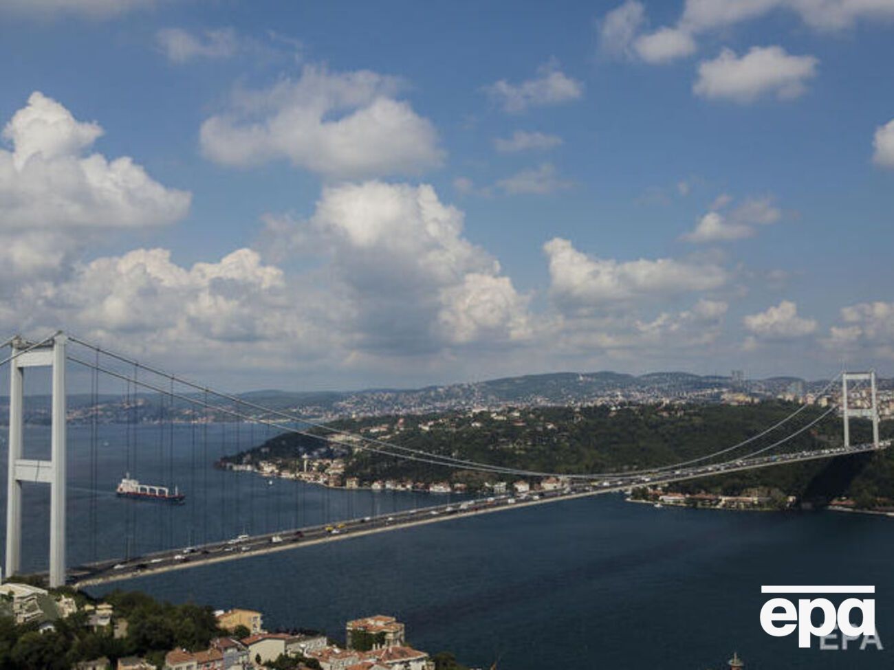 Корабль следовал из турецкого порта Тузла в российский порт "Кавказ"