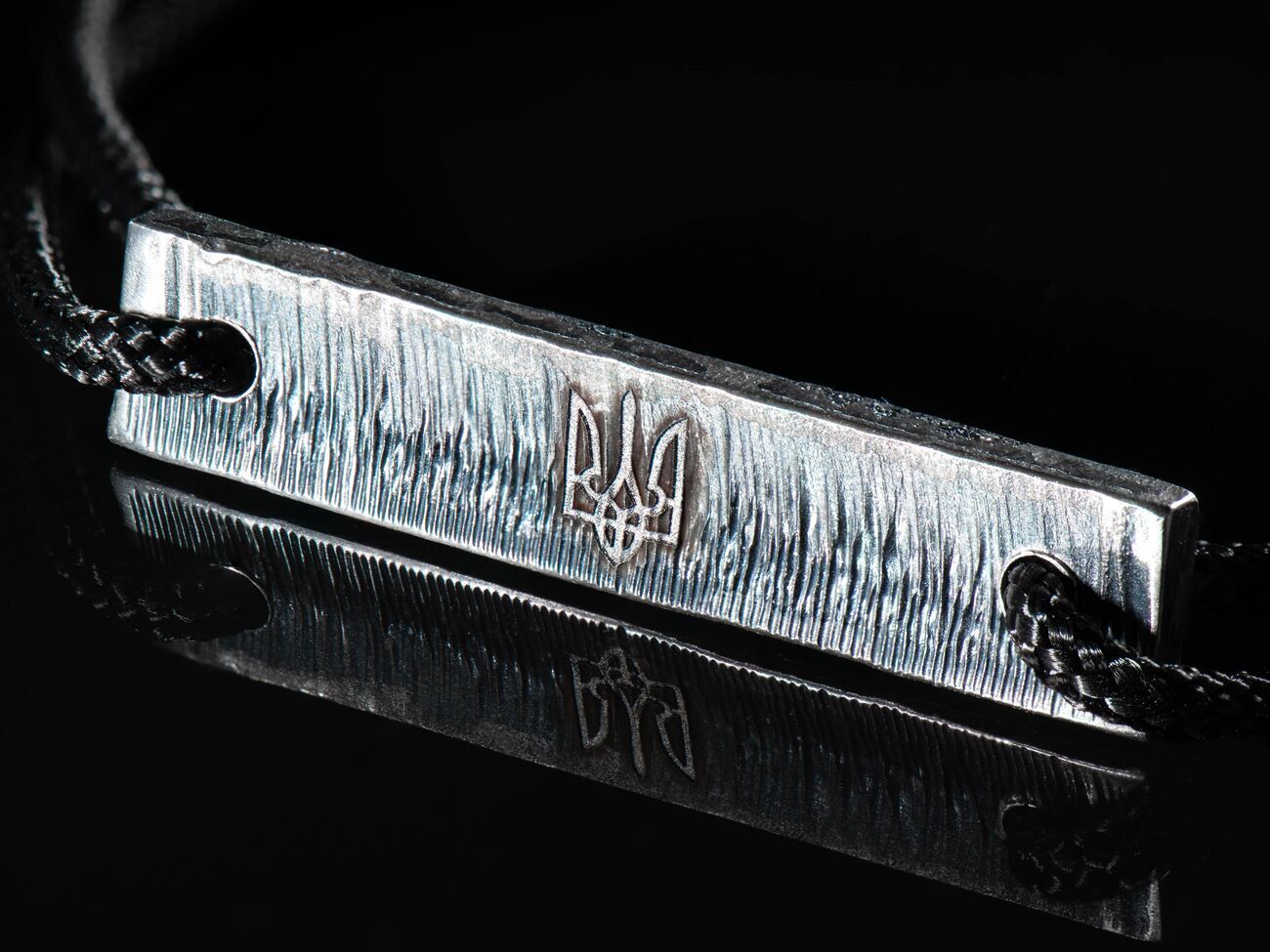 Среди тех, кто&nbsp;перечислит деньги на системы, разыграют специальный тираж браслетов