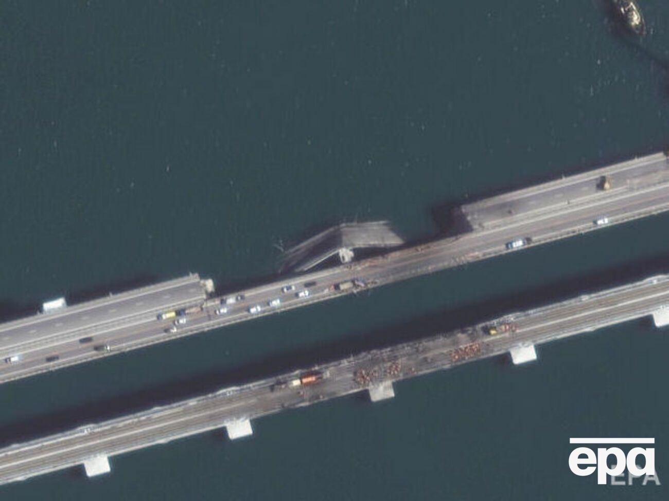 Повністю відновити Керченський міст влада РФ планує до липня 2023-го