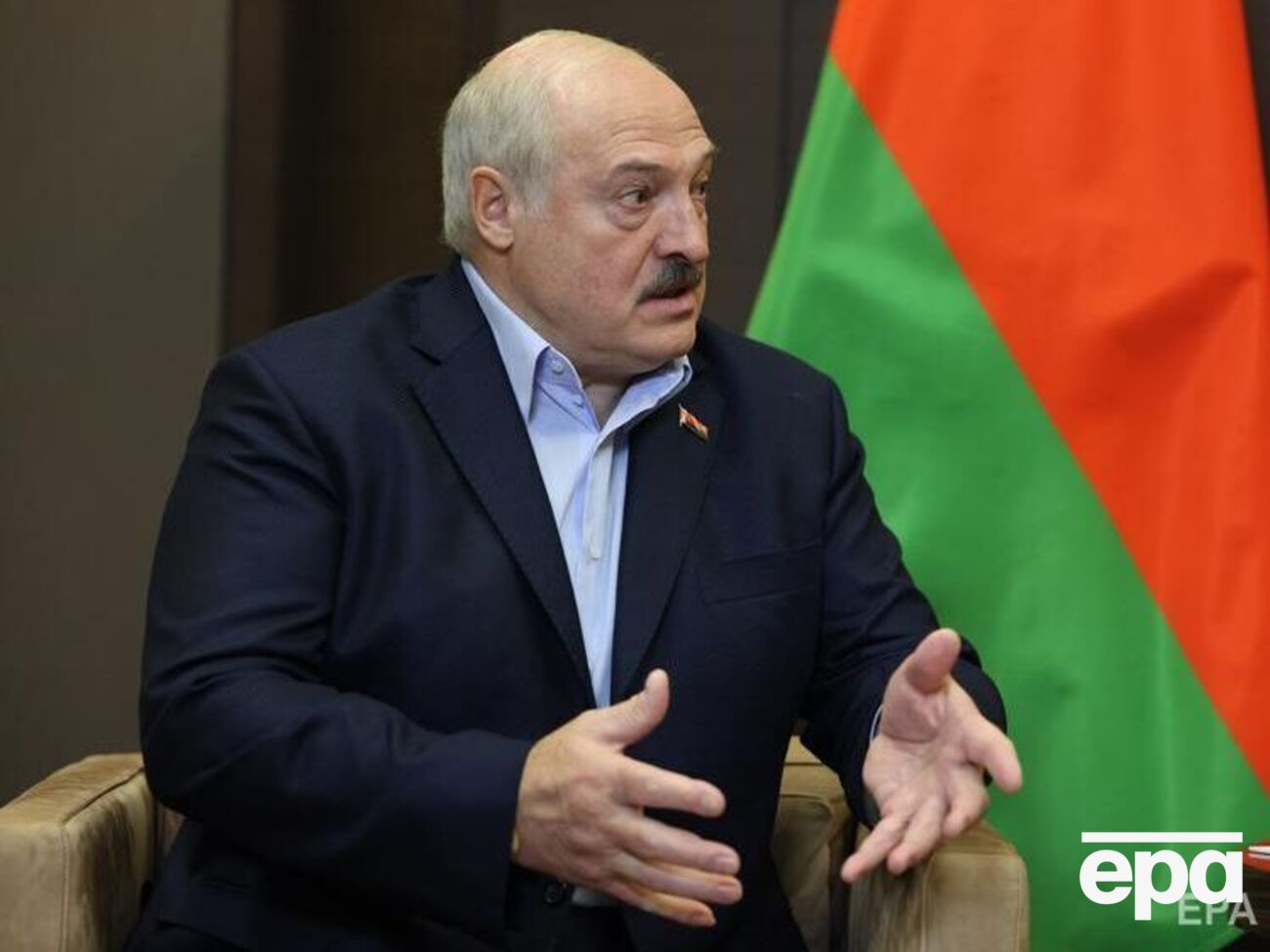 Проверка боеготовности вооруженных сил Беларуси, объявленная Лукашенко 11 октября, будет прикрытием для мобилизации, сообщили СМИ